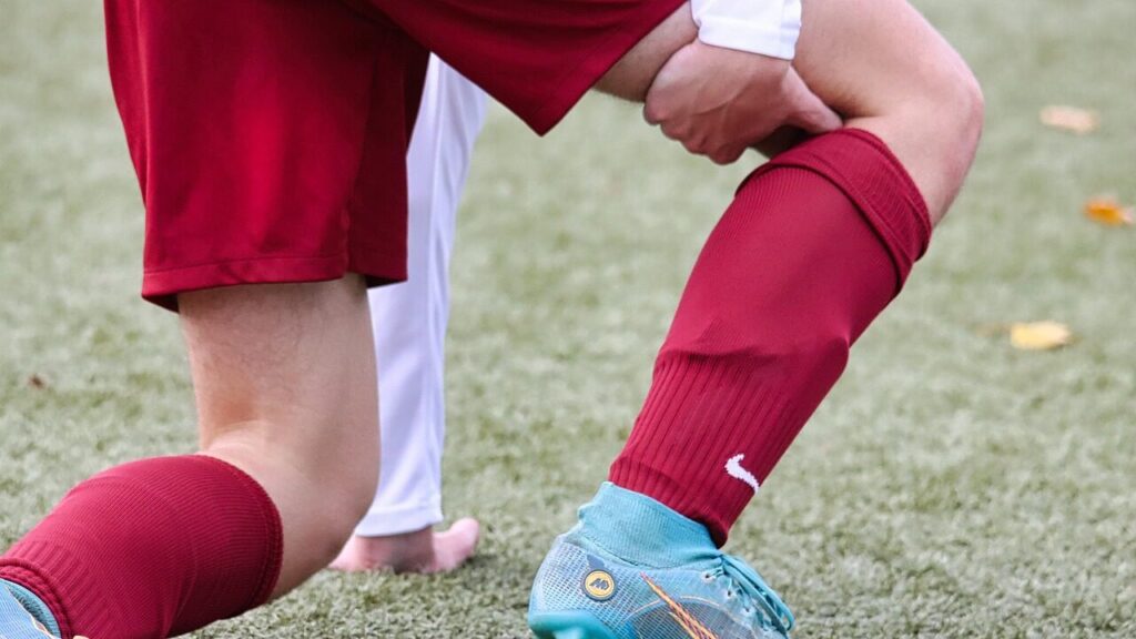 foul, injury, football, footballer, bent over, athlete, soccer, injury, injury, injury, injury, injury